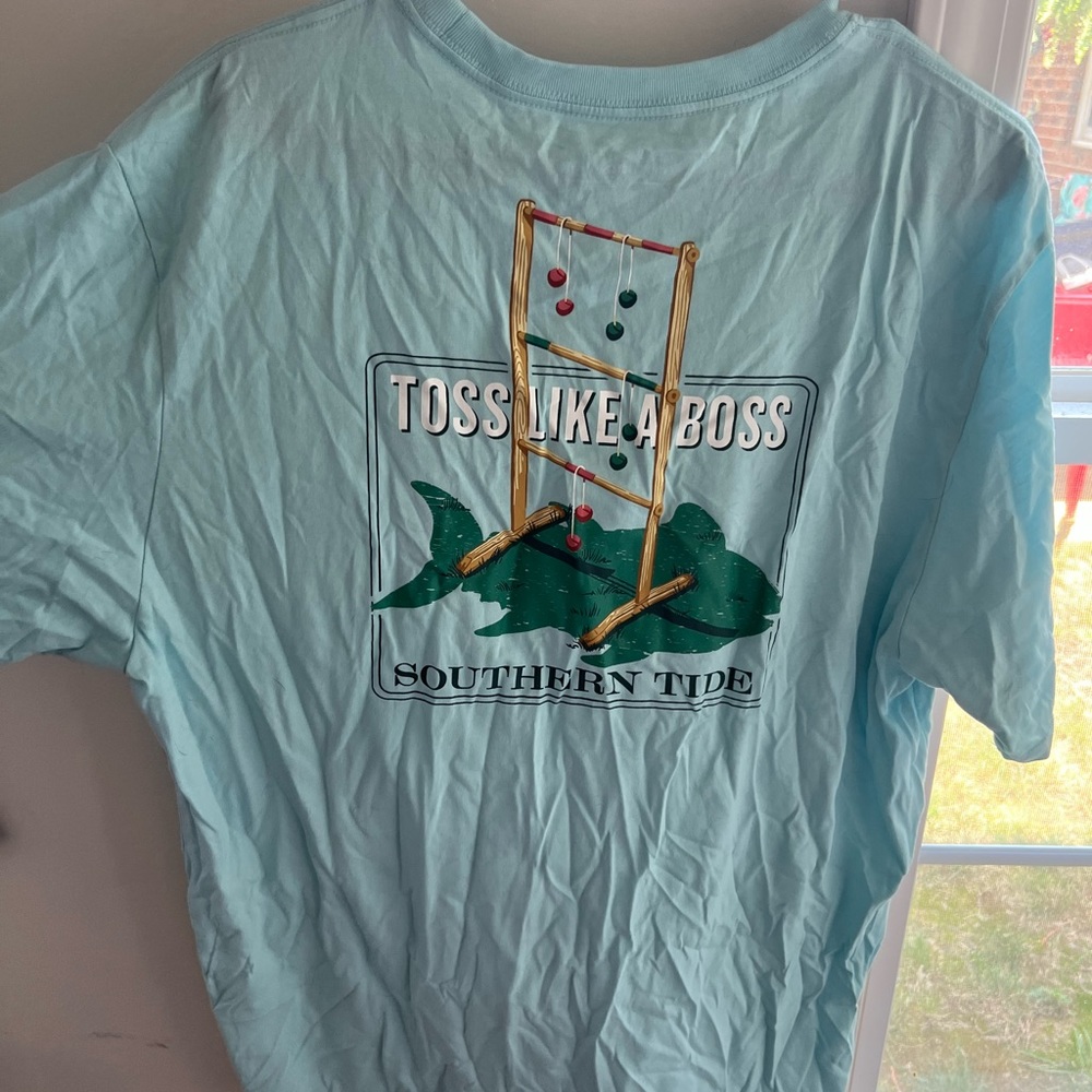 Brand new with tags southern tide shirt. Size XL. Never worn.